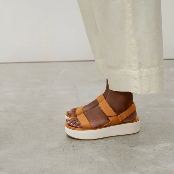 Everlane The Leather Platform Sandal Golden Brown Tan Ankle Strap White Velcro 6 - Picture 3 of 16